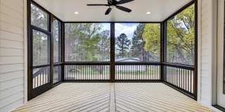 1625 N Main Street Gallery 60