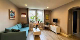 Modernized Fully Furnished 1BR, 1BA Condo at Arbors of Arlington Gallery 4