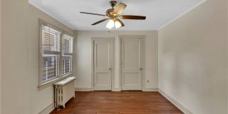 5854-5862 Forbes Ave Gallery 1