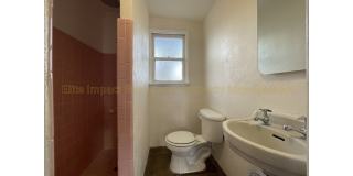 2548 East 3rd Street Gallery 16