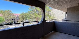 3rd floor with balcony - Boulder City Gallery 15