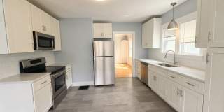4 Bed | 2.5 Bath | Forest Hills Area | End of Cul-de-Sac Gallery 1