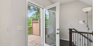Stunning & Spacious Downtown Kennesaw Townhome 3 Bed 3.5 Bath w/2 Car Garage! Gallery 9