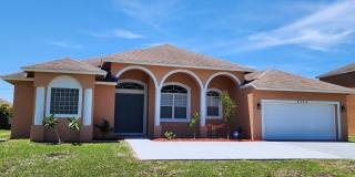 4374 SW Savona Boulevard Gallery 1