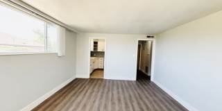 956 East 600 South Gallery 19