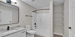 LYNX Gate City Gallery 11