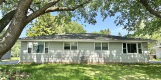 917-919 Meadowview Drive - 919 Gallery 1