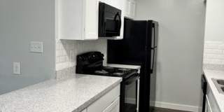 Cottage Court Gallery 32