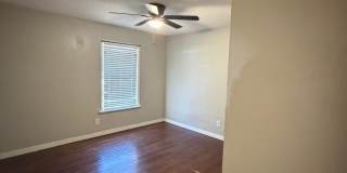 Charming 3-bedroom, 1-bath Gallery 10