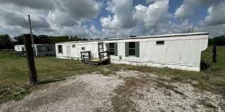 Cozy Country Home – 3620 Carver Rd, Diamond, MO 64840 Gallery 1