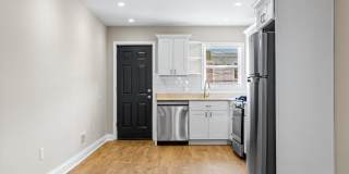 Parkside Haven: Contemporary 2-Bedroom Row Home Near Patterson Park Gallery 11