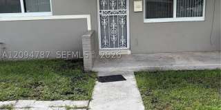 1172 NW 100th Ter Gallery 1