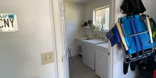 Fully Furnished Coastal Retreat Near Wrightsville Beach in Desirable Masonboro Neighborhood Gallery 28