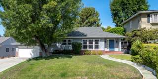 4 Bed / 2 Bath Single Family Home in a Beautiful La Cañada Flintridge Neighborhood Gallery 1
