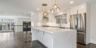 1308 S Plymouth Court Gallery 10