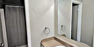 Avalon Cove Townhomes Gallery 79
