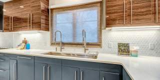 450 Wells Avenue Gallery 17