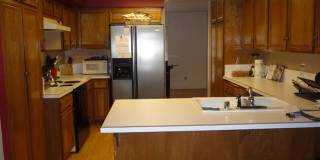 Spacious Updated Bonita Condo Gallery 4