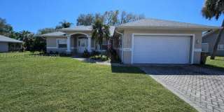 1440 GRAHAM CIR Gallery 1