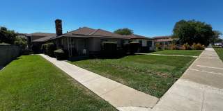 2 Bedroom 1 Bath Apartment for Rent in Arcadia with New Ductless A/C Gallery 1