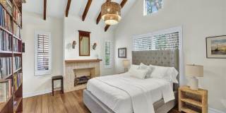 255 2nd Ave N Gallery 17