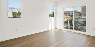 1733 S New Hampshire Ave Gallery 19
