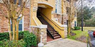 Spacious 3BR/2BA Gated Condo with Resort-Style Amenities! Gallery 1