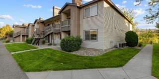 Riverpointe Gallery 32