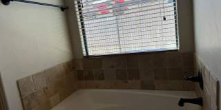 Unique 3Bdm 2Ba home is located in a great central location Gallery 38