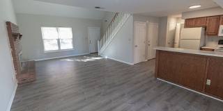 3 bedroom duplex in Southern Columbia. Gallery 9