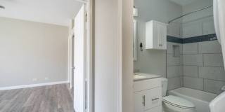 $3,150 / 2br - 874ft2 - Contemporary and Updated 2BR/2BA/2PKG in Palm Court a Gated Community (Ewa Beach) Gallery 16