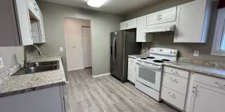 Stunning Two Bedroom home in East Anchorage Gallery 1