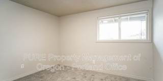 18411 E Burnside St Gallery 17