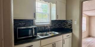 Unit A – Front Home Gallery 16