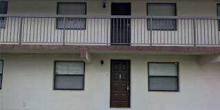 6040 Shaker Wood Circle Gallery 1