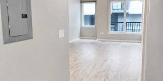 Beautifully Updated Seattle Studio Condo @ the Highly Desirable Parc-Belltown Community! Gallery 7