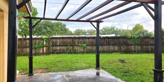 FOR RENT 5 bedroom, 3 bathrooms, 2 car garage home near UF. Gallery 31