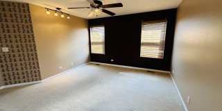 4121 BLACKSTONE Drive Gallery 13
