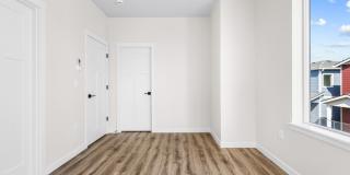 September Move In 3 bed 3 bath NEW Dixon Cottages Gallery 62
