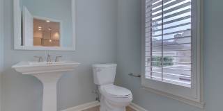 Rare 3 BR / 2.5 BA /  2 Car Garage Westlake Condo 14th Fairway (Austin Country Club) (Eanes ISD) Gallery 23