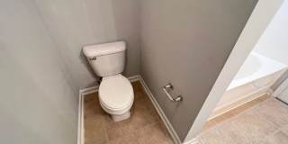 Room in 3 Bedroom Townhome at Dove Cottage Ln Gallery 27