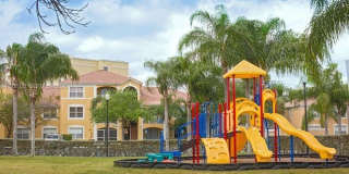 5560 NW 61st St Gallery 1