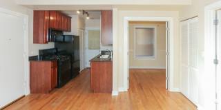 628 W. Roscoe Apt. Gallery 4