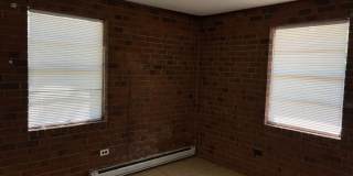 3 Bed, 1 Bath brick home located in Highpoint! Gallery 9