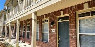 530 RED OAK Court Gallery 2