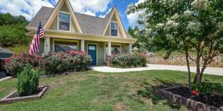 3 Bedroom Beautiful Cleveland Home! Gallery 1