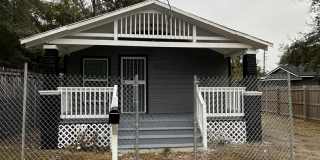 Fully Renovated 3/1 Single Family House Available for Immediate Rent! Gallery 4