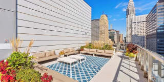 325 LEXINGTON Avenue Gallery 4