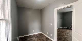 2 Bedroom House Gallery 11