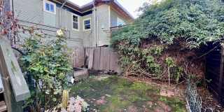 Lovely and spacious 2bd / 1 bth plus bonus room with washer & dryer! Lovely and spacious 2bd / 1 bth plus bonus room with washer & dryer! Gallery 17